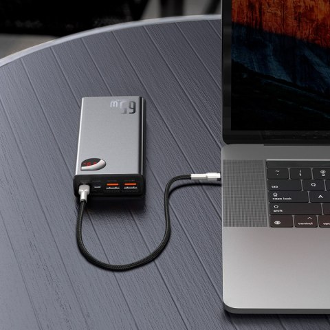 Powerbank 20000mAh Adaman Metal 65W z kablem USB-C 60W 50cm - czarny Powerbank 20000mAh Adaman Metal 65W z kablem USB-C 60W 50cm - czarny