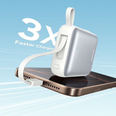 Powerbank 10000mAh 22.5W z wbudowanymi kablami USB-C Lightning - biały Powerbank 10000mAh 22.5W z wbudowanymi kablami USB-C Lightning - biały
