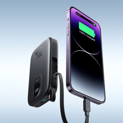 Powerbank 10000mAh z wbudowanym kablem 22.5 iPhone Lightning USB-C 0.25 cm - czarny Powerbank 10000mAh z wbudowanym kablem 22.5 iPhone Lightning USB-C 0.25 cm - czarny