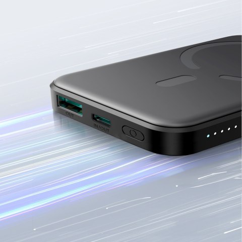 Powerbank indukcyjny 5000mAh USB-A USB-C 20W z kablem USB-C - czarny Powerbank indukcyjny 5000mAh USB-A USB-C 20W z kablem USB-C - czarny